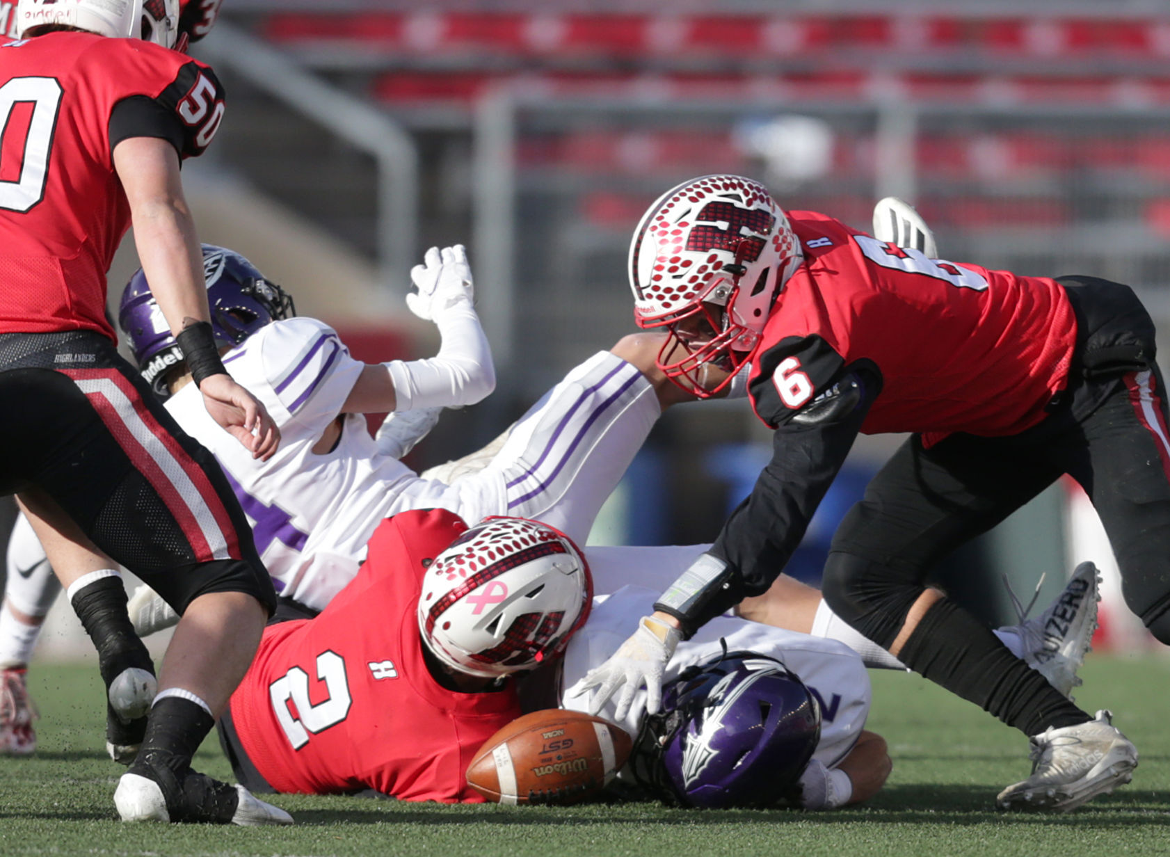 111921_Waunakeefootball_16-11192021180005